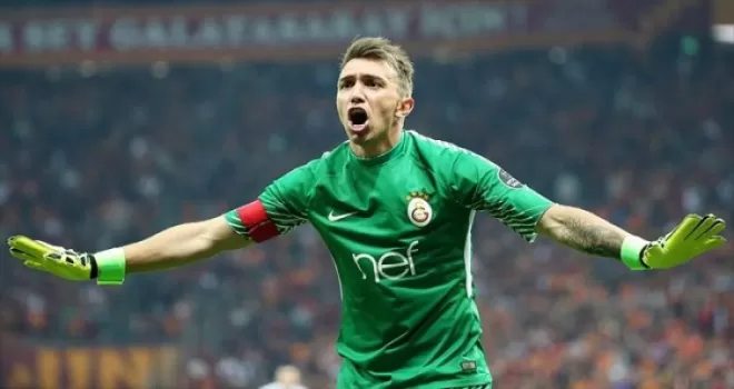 Muslera Galatasaray'da 3. kez 'dalya' diyecek