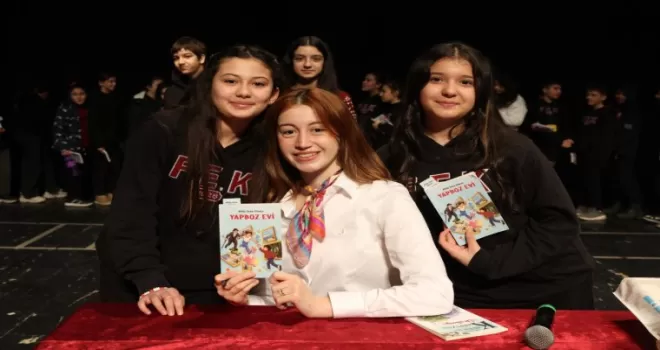 Nilüferli öğrenciler yazar Melis Sena Yılmaz ile buluştu