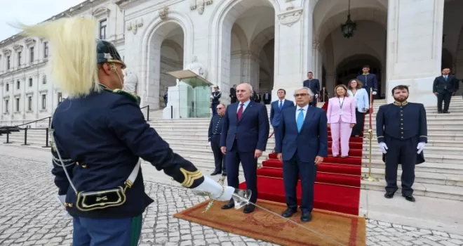 Numan Kurtulmuş Lizbon’da törenle karşılandı