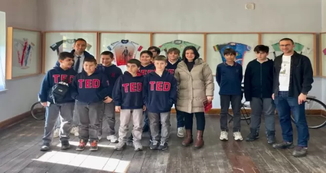 Öğrenciler Ertan Ayçetin Bisikletevi’nde Mysia Yolları’nı tanıdı