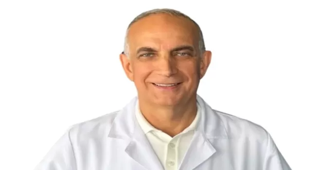 Op. Dr. Şeref Kayabaş’tan ’göz muayenesi’ uyarısı