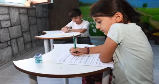 Osmangazi’de çocuklar eğlenerek öğreniyor
