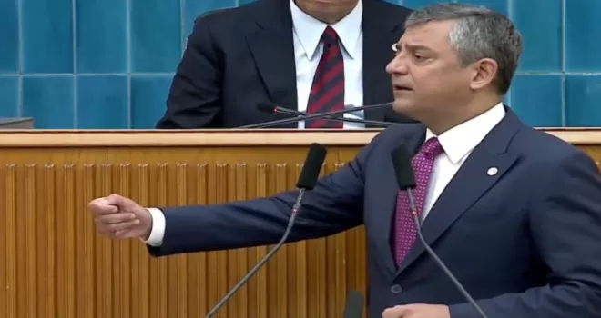 Özgür Özel’den TBMM’de ilk grup, ’YENİ’ mesaj