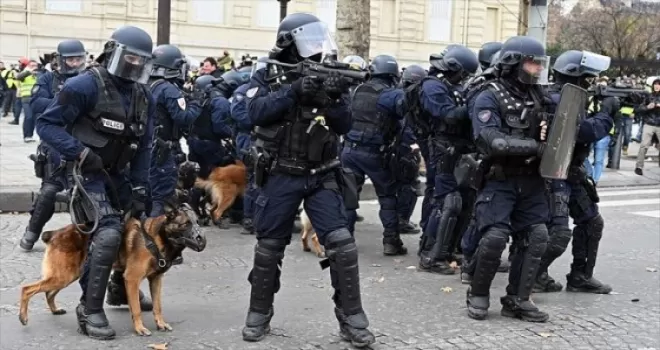 Paris'i 8 bin polis koruyacak