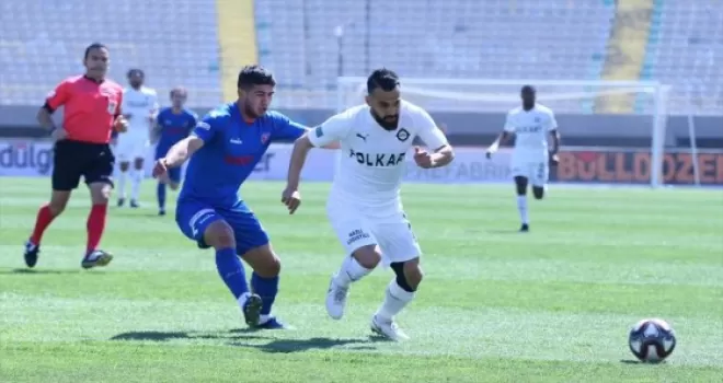 Profesyonel liglerde yaprak dökümü başladı