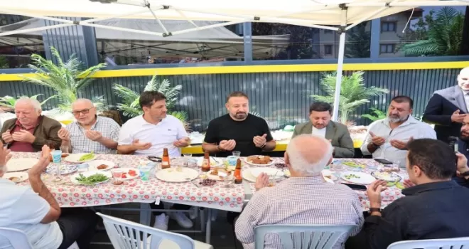 Rasim Arı’dan esnaf ziyaretleri