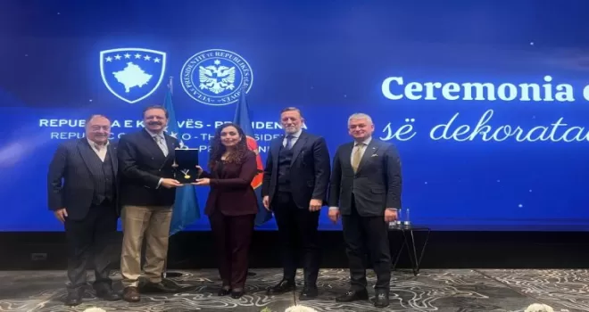Rifat Hisarcıklıoğlu Kosova Cumhurbaşkanlığı Liyakat Madalyası