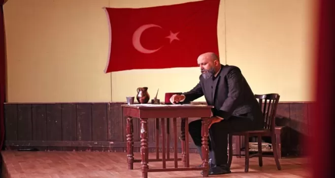 Şair, Şiir, Şuur“ Mehmet Akif Ersoy“ Osmangazi Gösteri Merkezinde sahnelendi