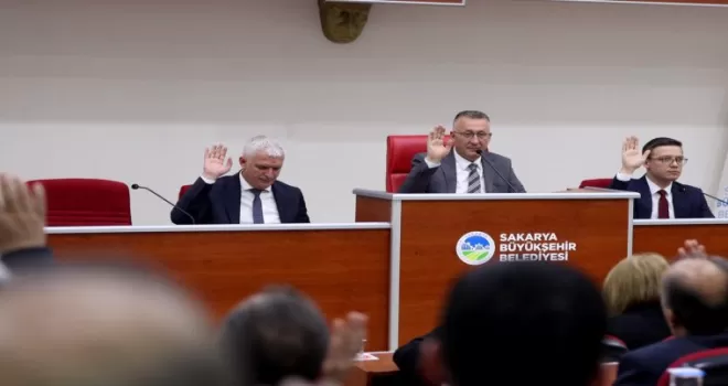 Sakarya Meclisi’nde ‘hizmette tarihi adımlar’ vurgusu!