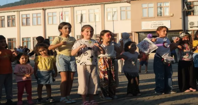 Sakarya Taraklı’da çocuklarla ’Gezgin’ buluşma