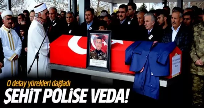 Şehidin cenazensinde yürekleri dağlayan detay!