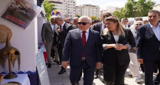 Sivas’ta Yaşayan Miras Şöleni coşkusu