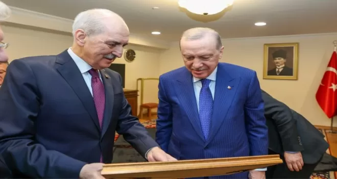 TBMM’de nostaljik fotoğraf hediyesi