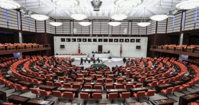TBMM’deki sandalye dağılımı yeniden şekillendi... İşte son durum