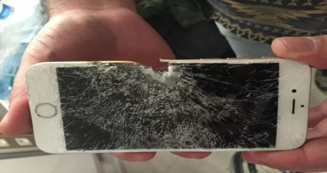 Telefonuna kurşun gelen askere Erdoğan'dan hediye