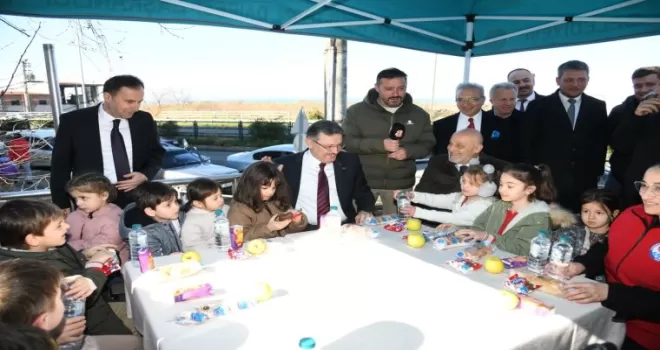 Trabzon’da Başkan Genç Çarşıbaşı’nda vatandaşlarla buluştu