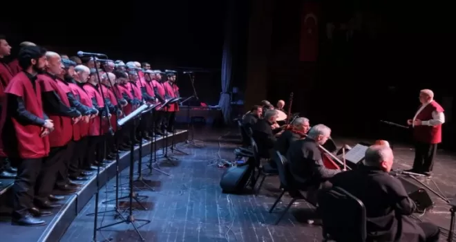 “Turabi Besteler Konseri“ yürekleri ilahi aşkla doldurdu