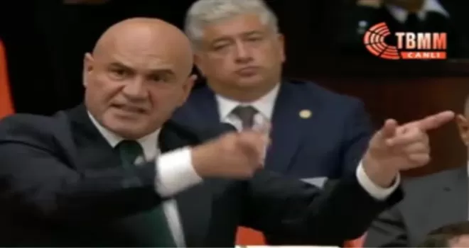 Turhan Çömez hakkında ’halkı yanıltıcı bilgiyi yayma’ soruşturması