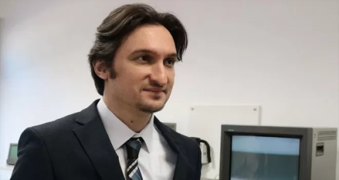 Türk astronom uzayda 'tuhaf dev yıldız' keşfetti