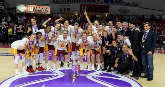 Türk basketbol takımlarından 2018'de iki şampiyonluk