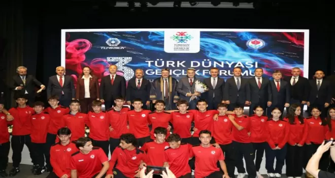 Türk Dünyası’nın gençleri Trabzon’da buluştu