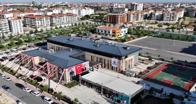 Türkiye’nin en büyük Engelli Aktif Yaşam Merkezi Konya’da hizmete açıldı