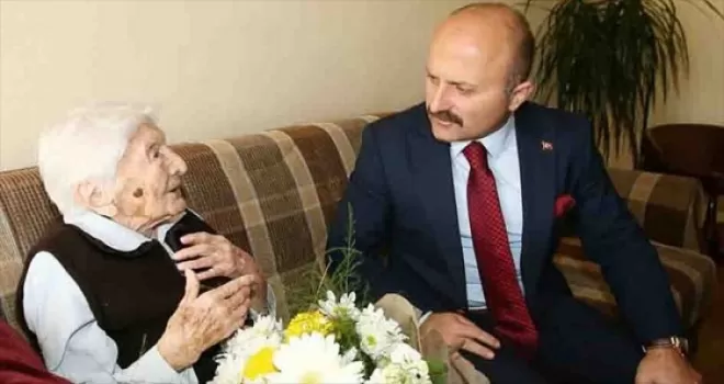 Vali Varol'dan asırlık eğitim çınarına ziyaret