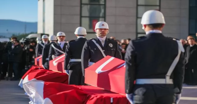 Yalova’da şehit kahramanlar son yolculuklarına uğurlandı