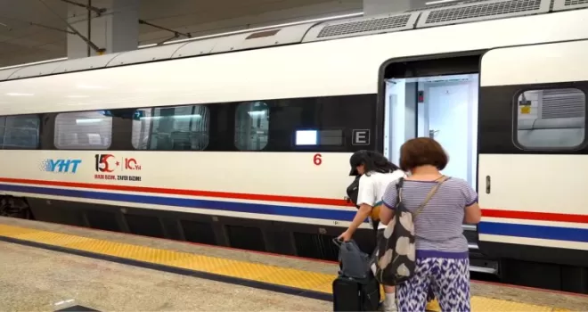 YHT’lerden 15 Temmuz mesajı