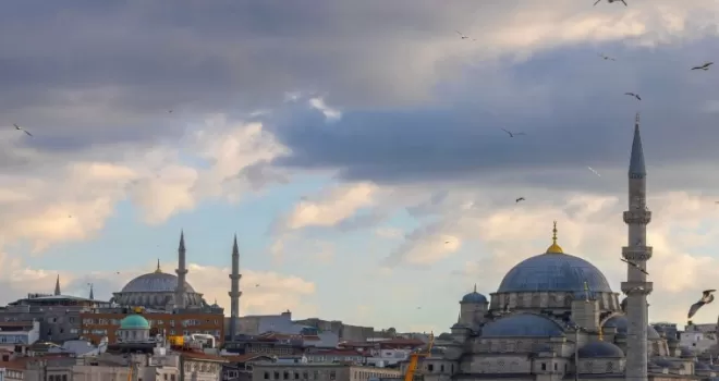 Yurt genelinde parçalı ve bulutlu hava hakim
