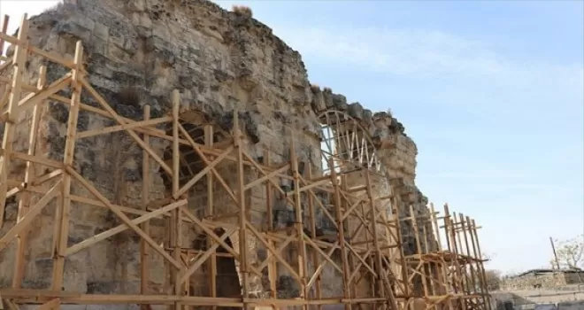 'Zafer Takı' eski ihtişamına kavuşuyor