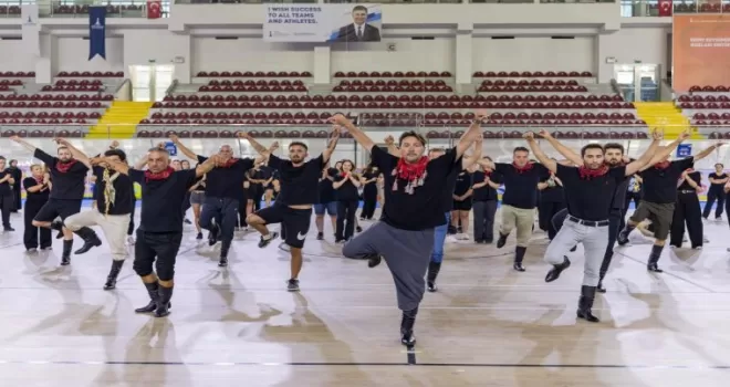 Zeybek bilmeyen kalmayacak