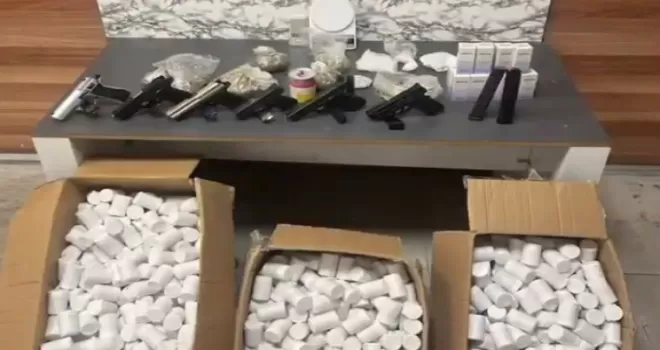 Zeytinburnu’nda narkotik operasyonu